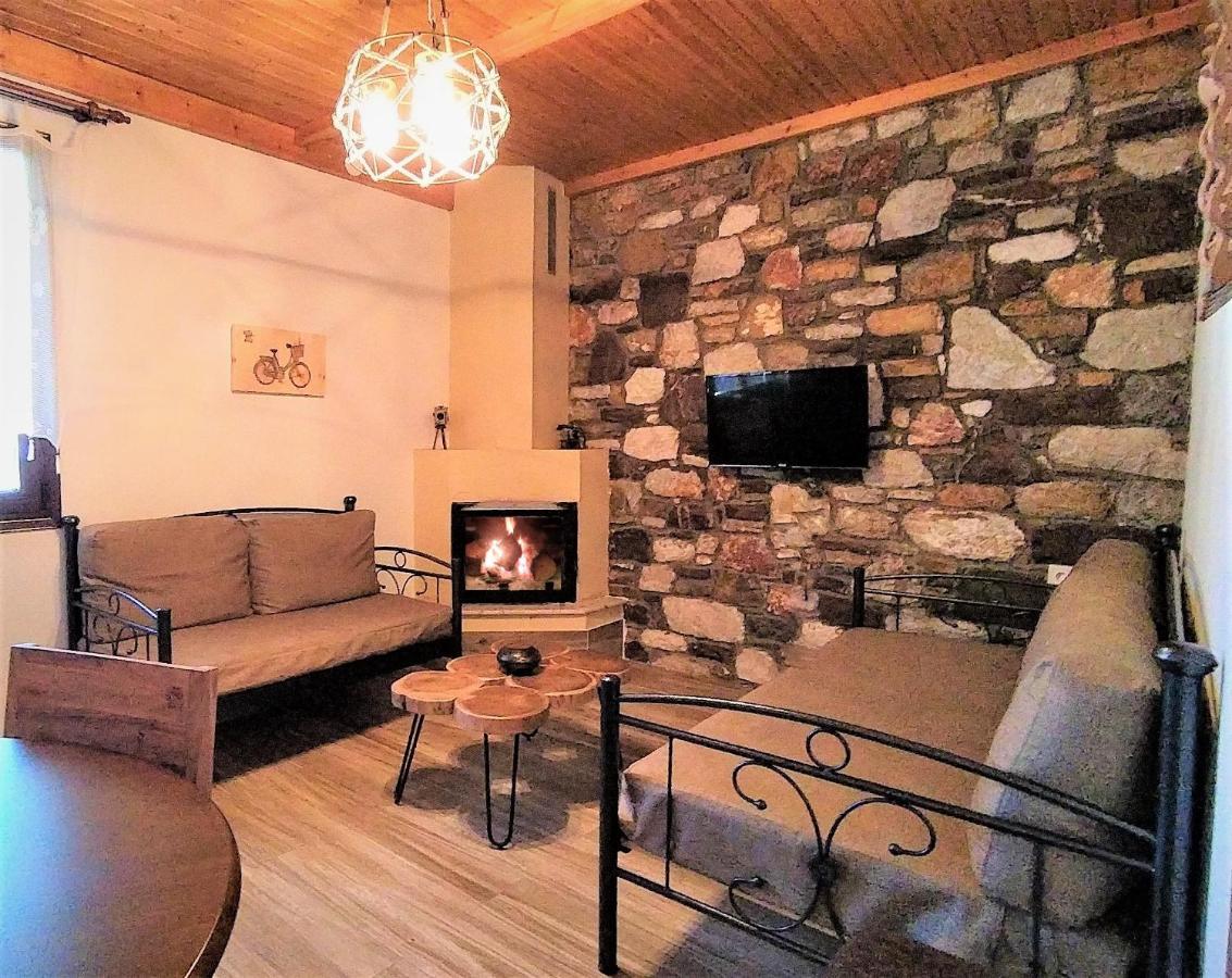 Rustic House Apartment Embonas Exterior photo
