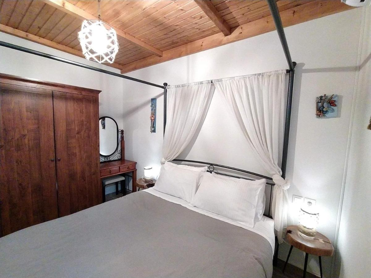 Rustic House Apartment Embonas Exterior photo